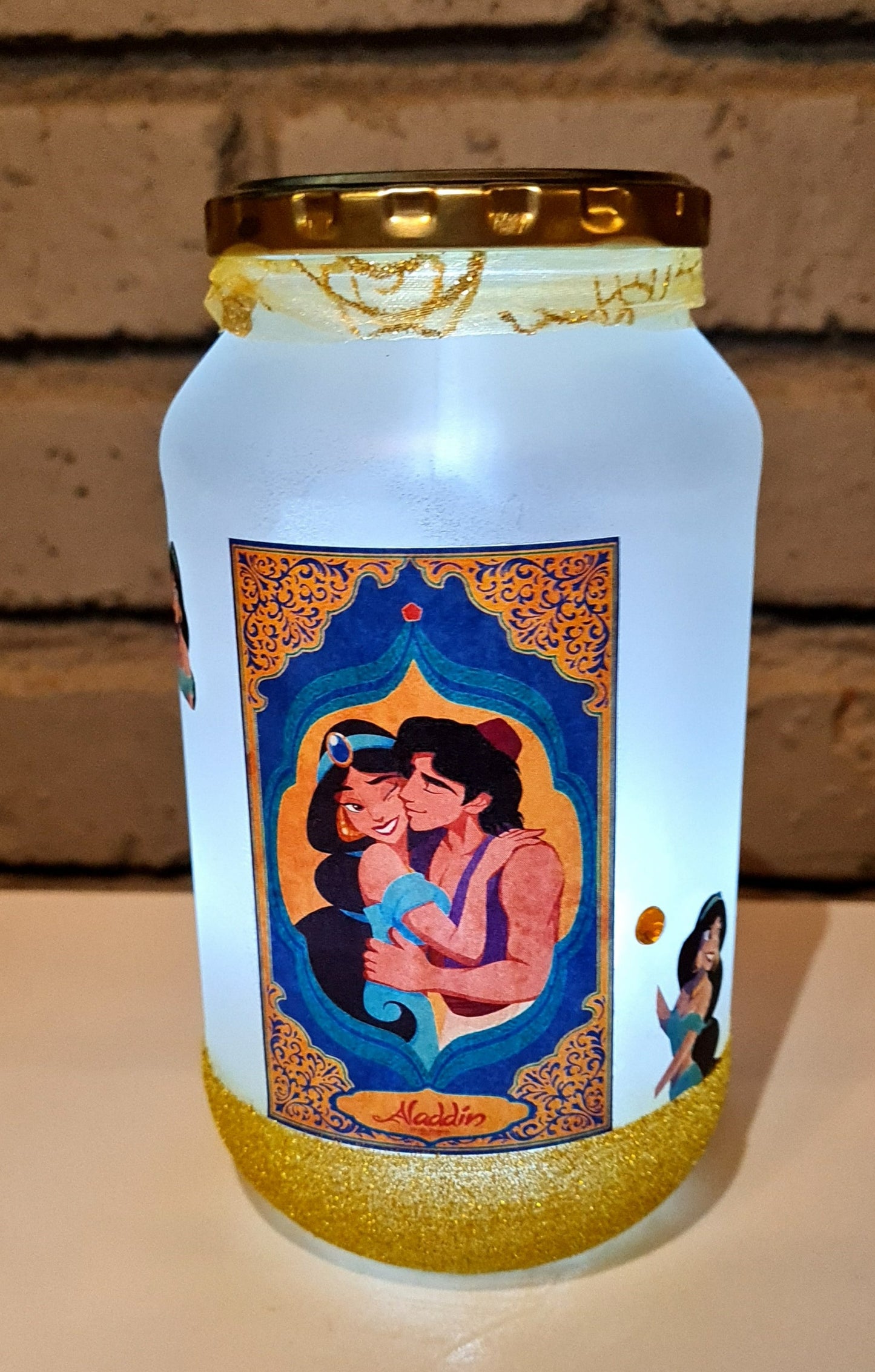 Aladdin & Jasmine Lamp